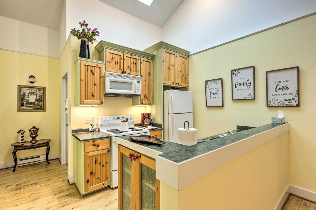 Charming Rural Escape Near Dtwn&Beaches! Frankfort Exterior foto