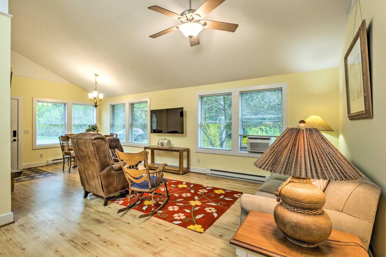 Charming Rural Escape Near Dtwn&Beaches! Frankfort Exterior foto